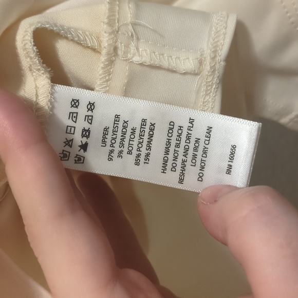 Sincerely Jules gold satin like cowl neck sleeveless bodysuit - Picture 7 of 8